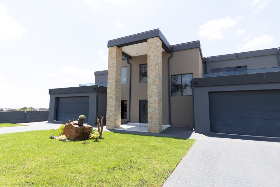 5 Bedroom Property for Sale in Cashan North West